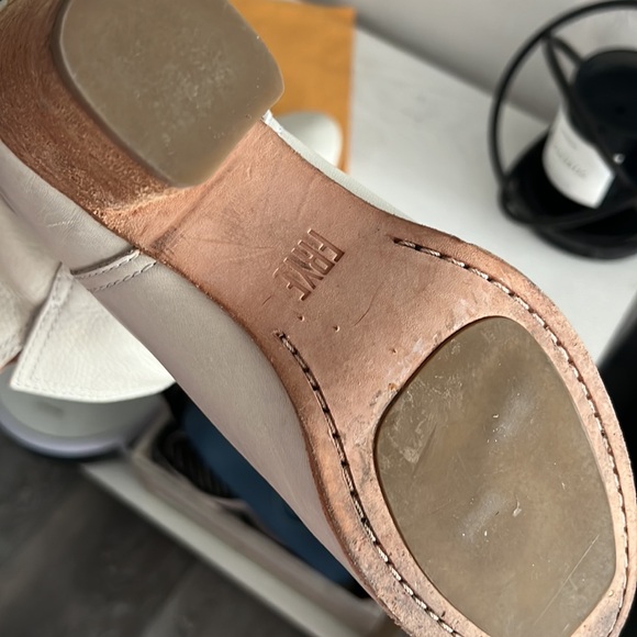 FRYE white leather boots 8B women - Picture 5 of 5